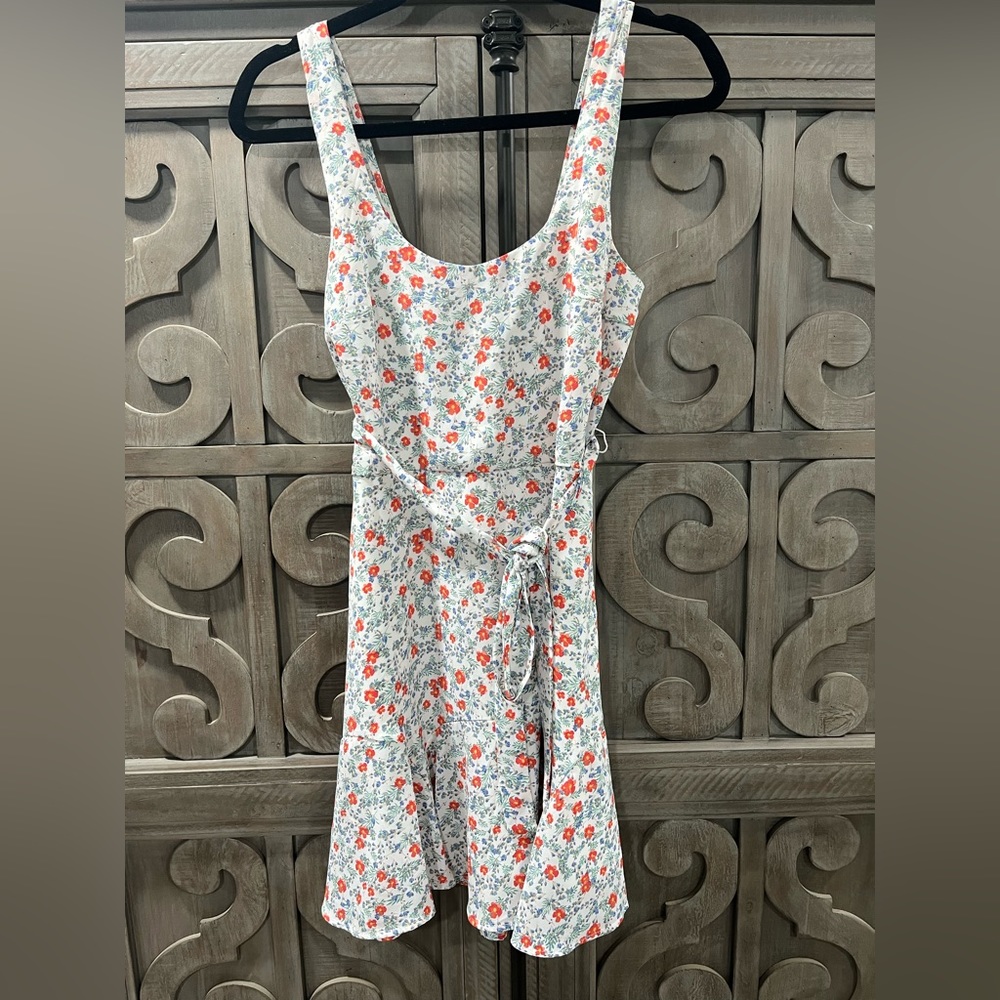 Floral spring/summer dress size Medium